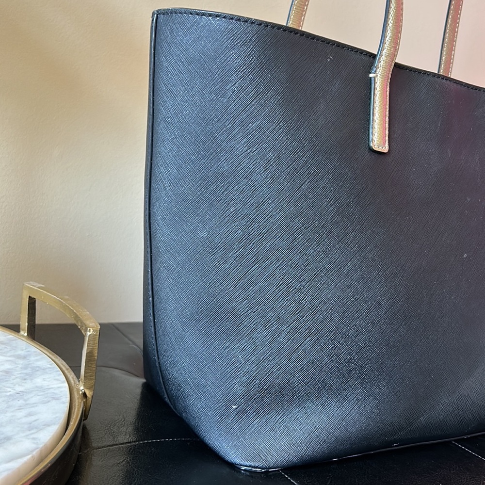 Kate Spade Purse - Picture 6 of 16